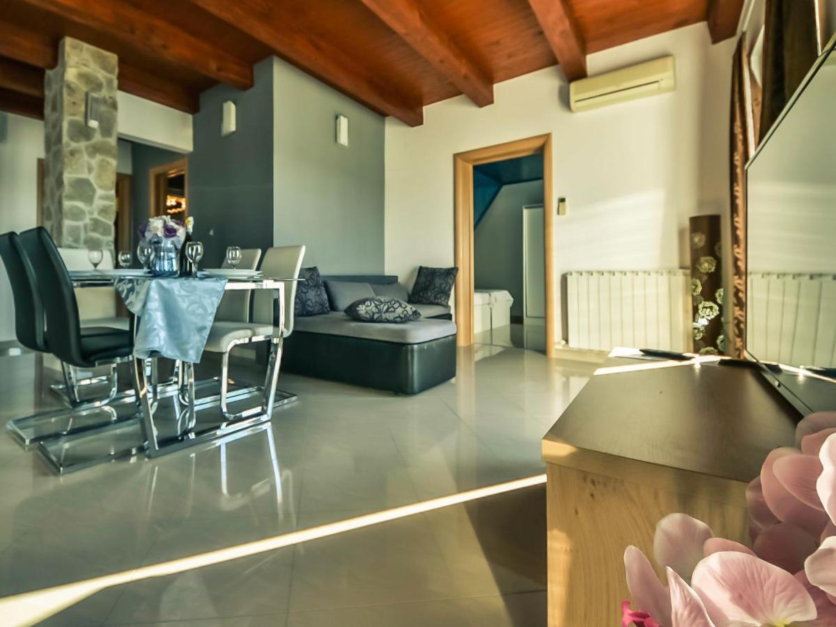 Apartment Skroco By Interhome マスレニツァ エクステリア 写真